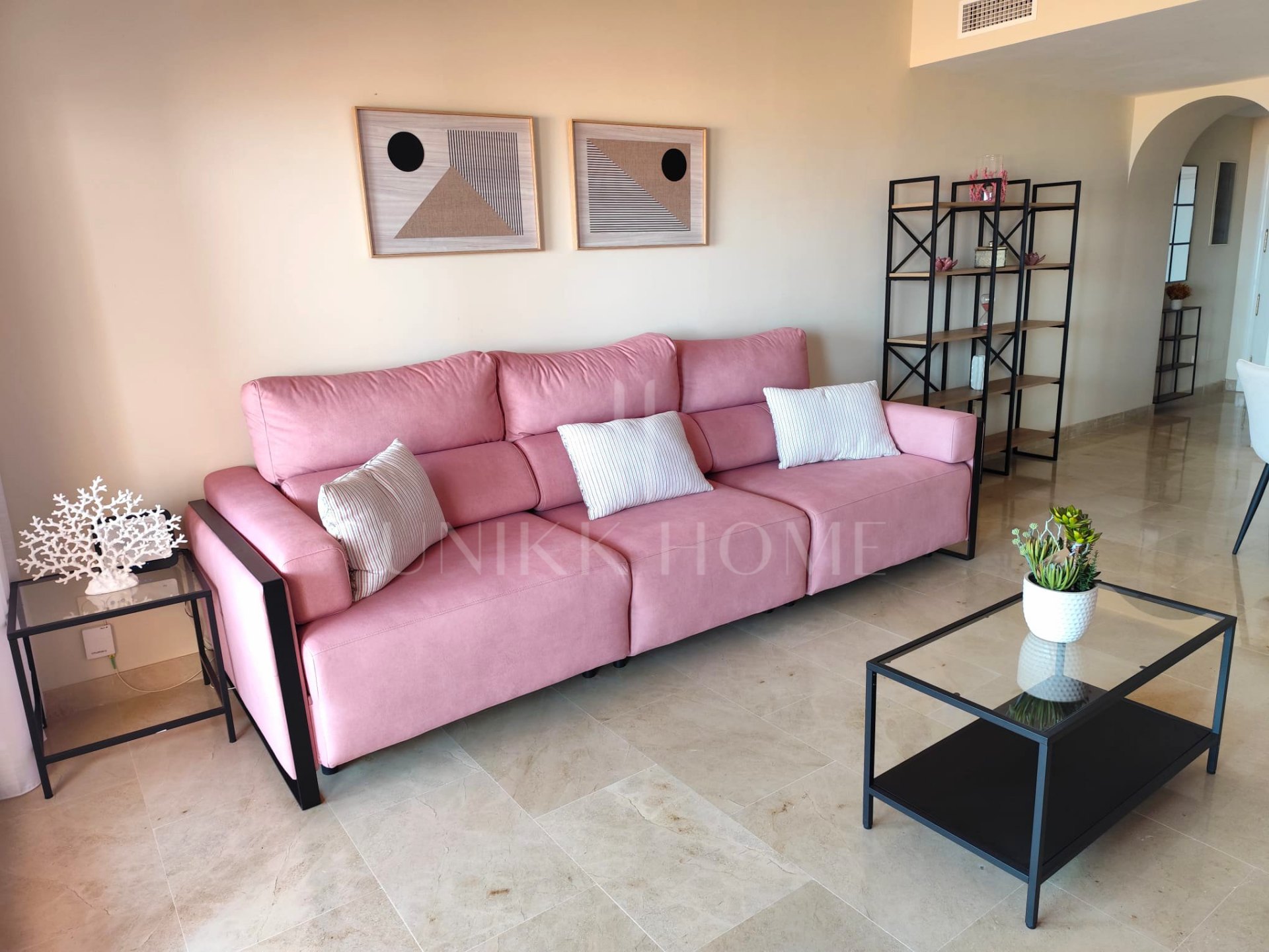 FURNISHED 2 BEDROOM APARTMENT WITH SEA VIEWS IN COTO REAL - MANILVA