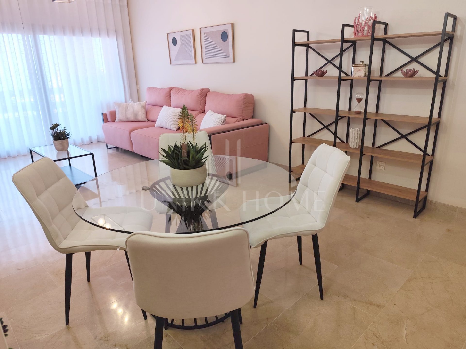 FURNISHED 2 BEDROOM APARTMENT WITH SEA VIEWS IN COTO REAL - MANILVA