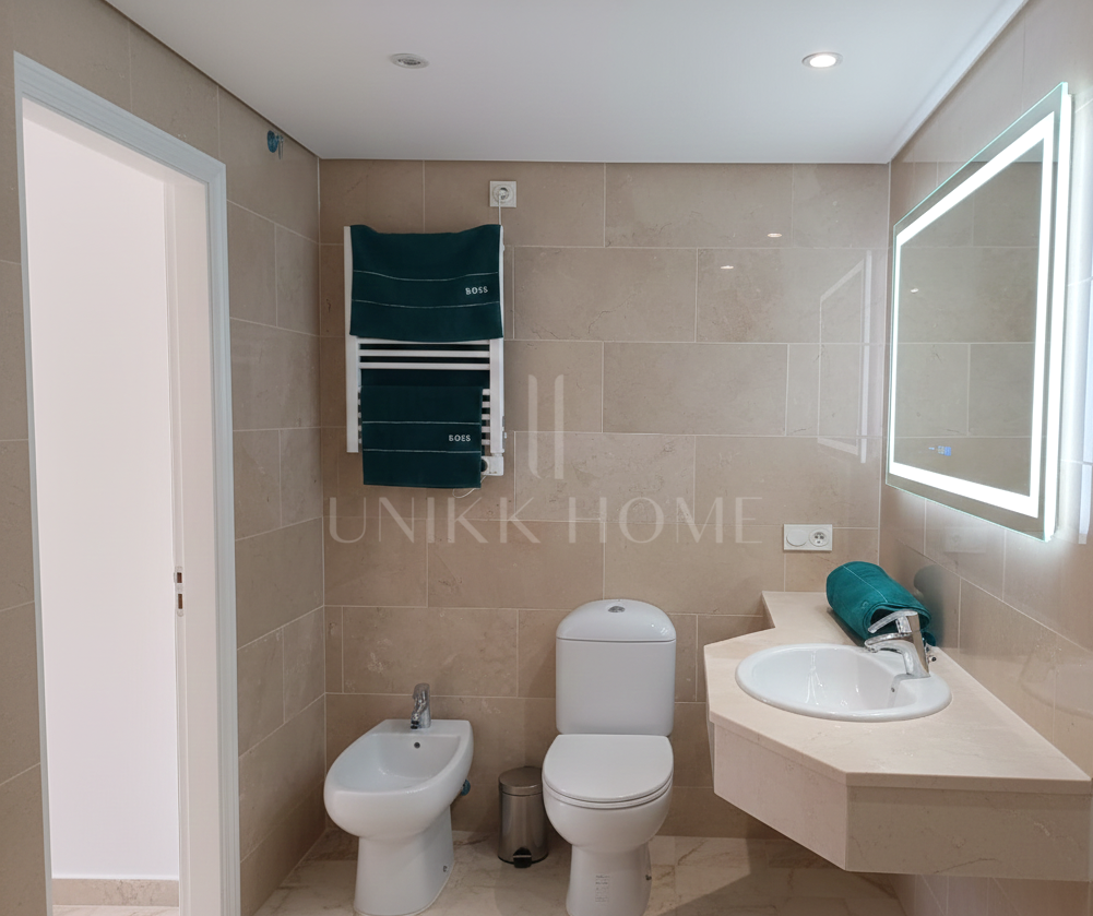 FURNISHED 2 BEDROOM APARTMENT WITH SEA VIEWS IN COTO REAL - MANILVA