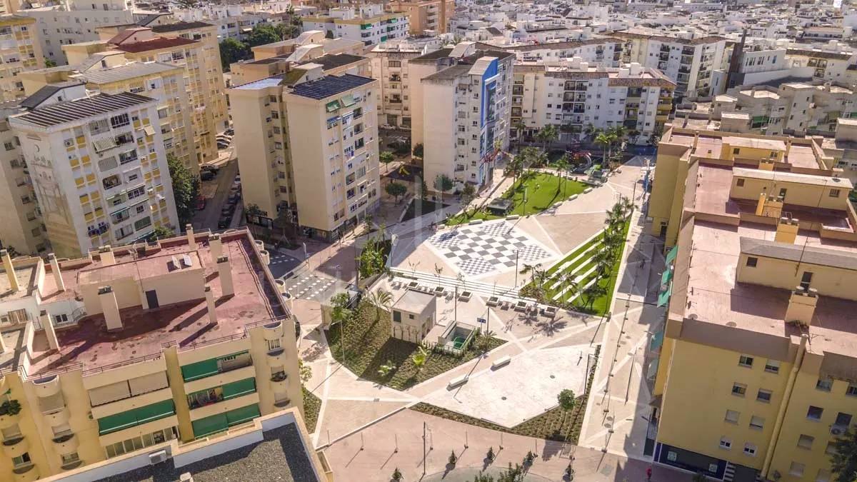 Apartamento de 3 dormitorios junto a Plaza de Ajedrez, Estepona Casco Antiguo