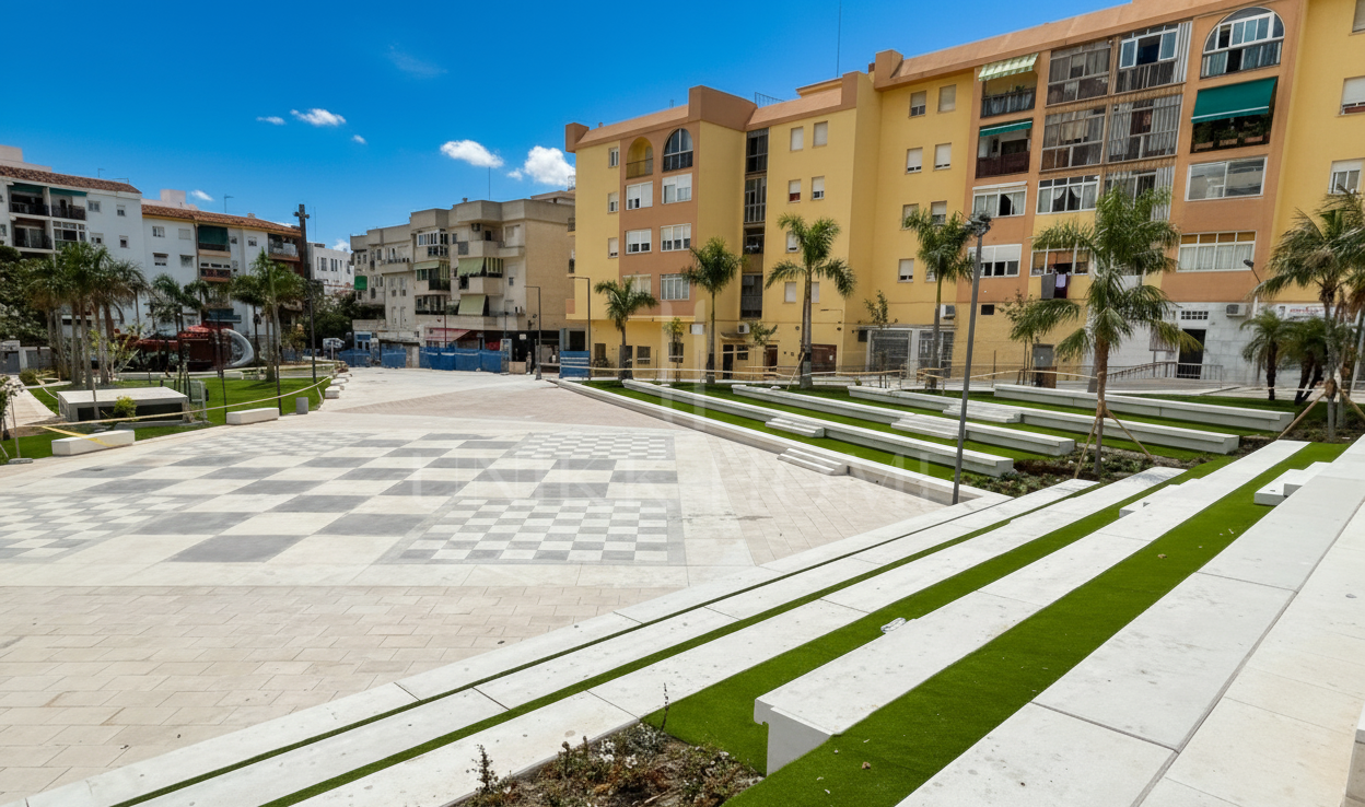 Apartamento de 3 dormitorios junto a Plaza de Ajedrez, Estepona Casco Antiguo