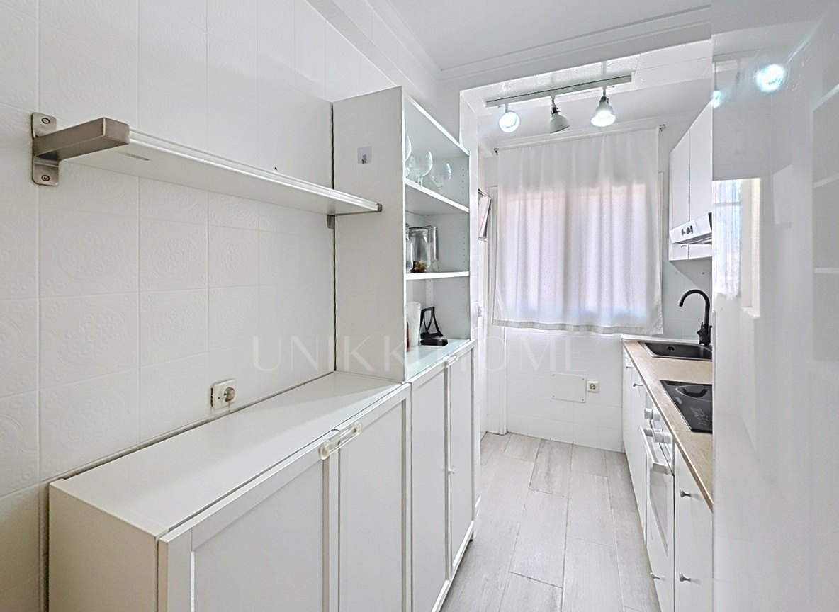 Apartamento de 3 dormitorios junto a Plaza de Ajedrez, Estepona Casco Antiguo