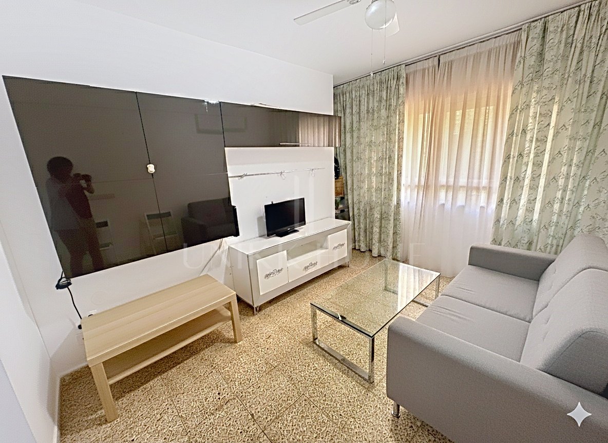 Apartamento de 3 dormitorios junto a Plaza de Ajedrez, Estepona Casco Antiguo