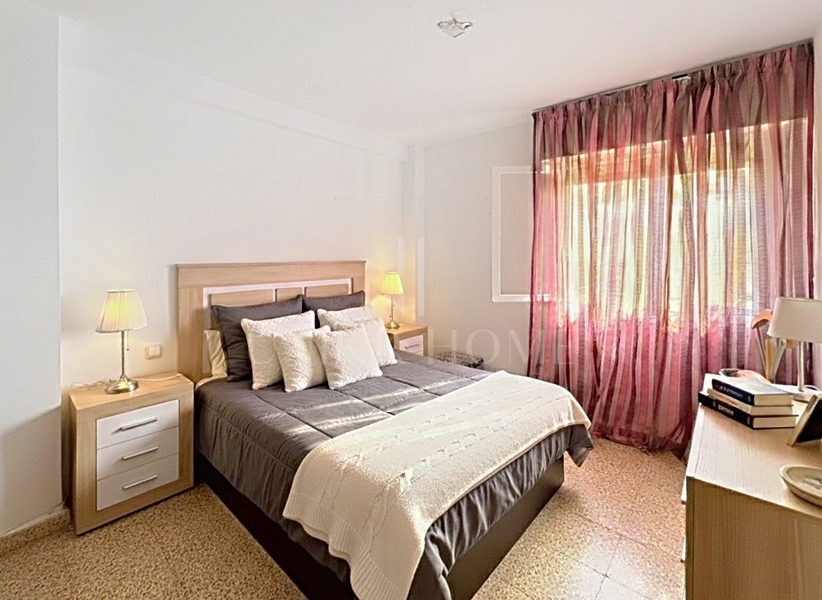 Apartamento de 3 dormitorios junto a Plaza de Ajedrez, Estepona Casco Antiguo