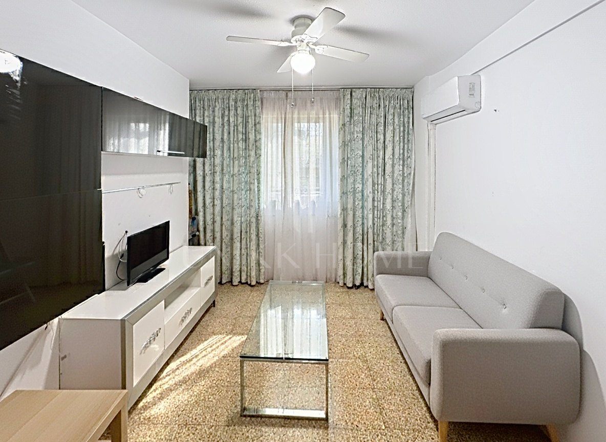 Apartamento de 3 dormitorios junto a Plaza de Ajedrez, Estepona Casco Antiguo