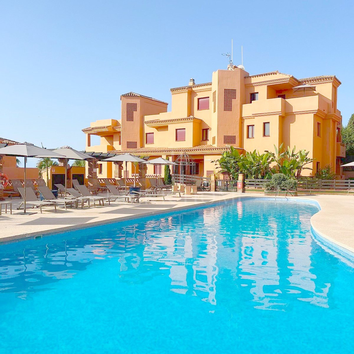 Easy Investment Opportunity - 2 bedrooms apartment - Royal Marbella Golf Resort – Benahavís