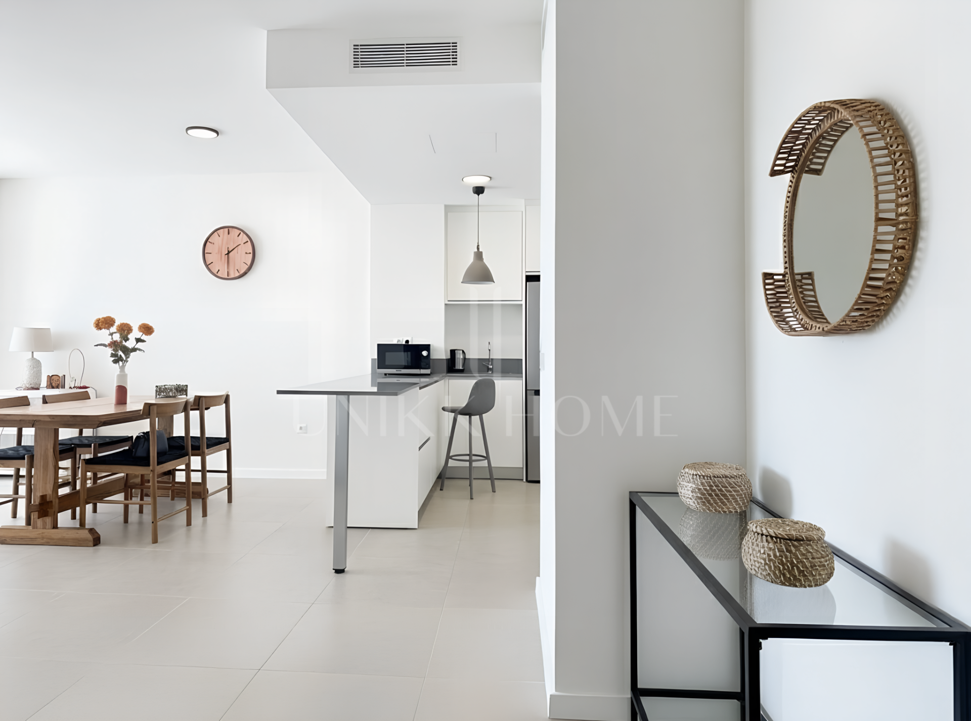 Modern Apartment with Sea Views Close to All Amenities – Estepona West