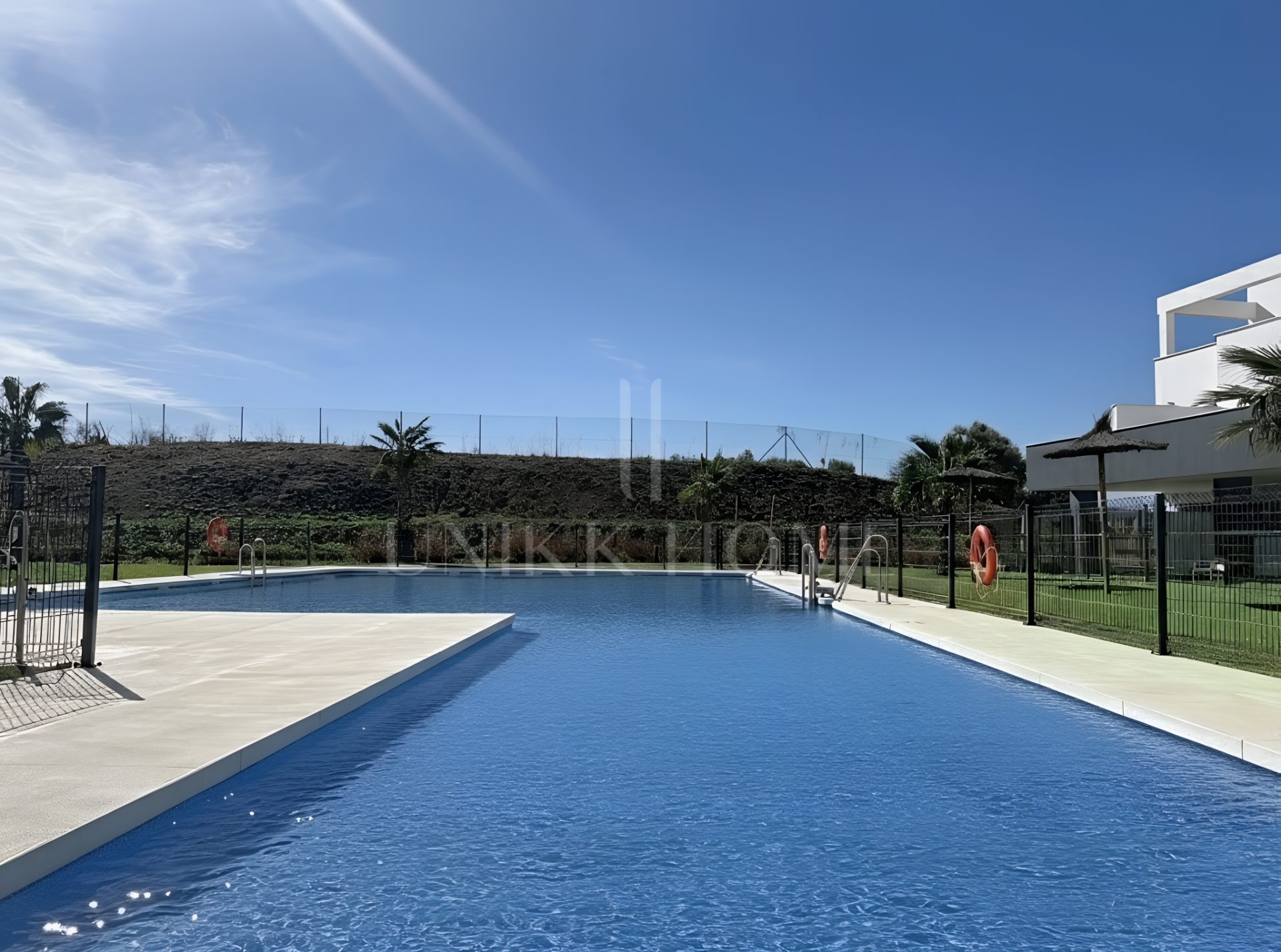 Modern Apartment with Sea Views Close to All Amenities – Estepona West