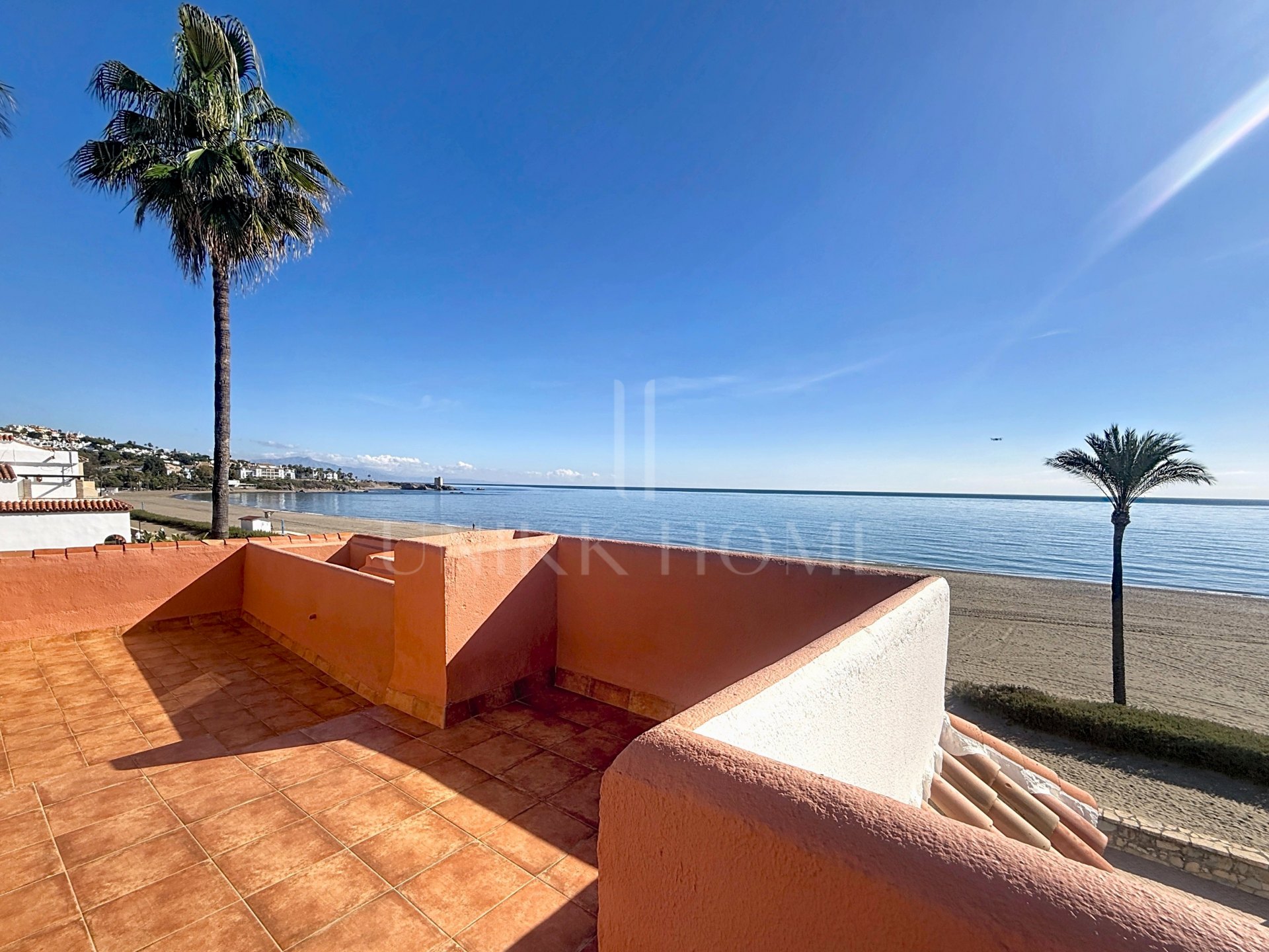 Corner townhouse on the beachfront in Marina de Casares, Casares Playa