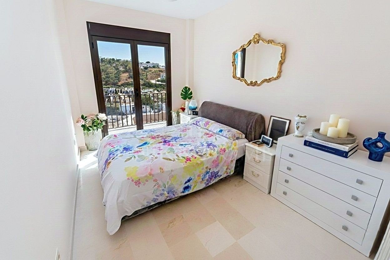 Casa adosada de 3 dormitorios con vistas al mar y al golf, cerca de la playa – Ibergolf Azata, Estepona Oeste