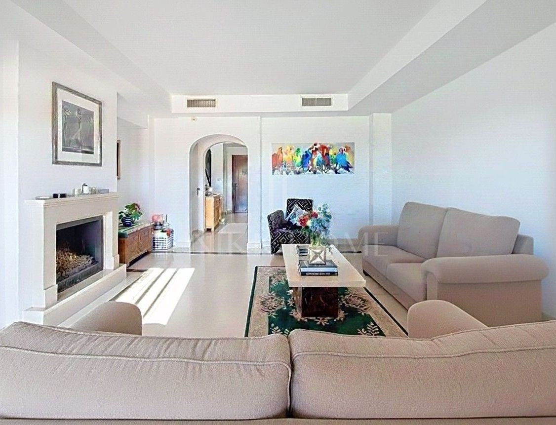 Casa adosada de 3 dormitorios con vistas al mar y al golf, cerca de la playa – Ibergolf Azata, Estepona Oeste