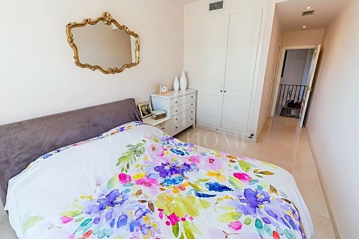 Casa adosada de 3 dormitorios con vistas al mar y al golf, cerca de la playa – Ibergolf Azata, Estepona Oeste