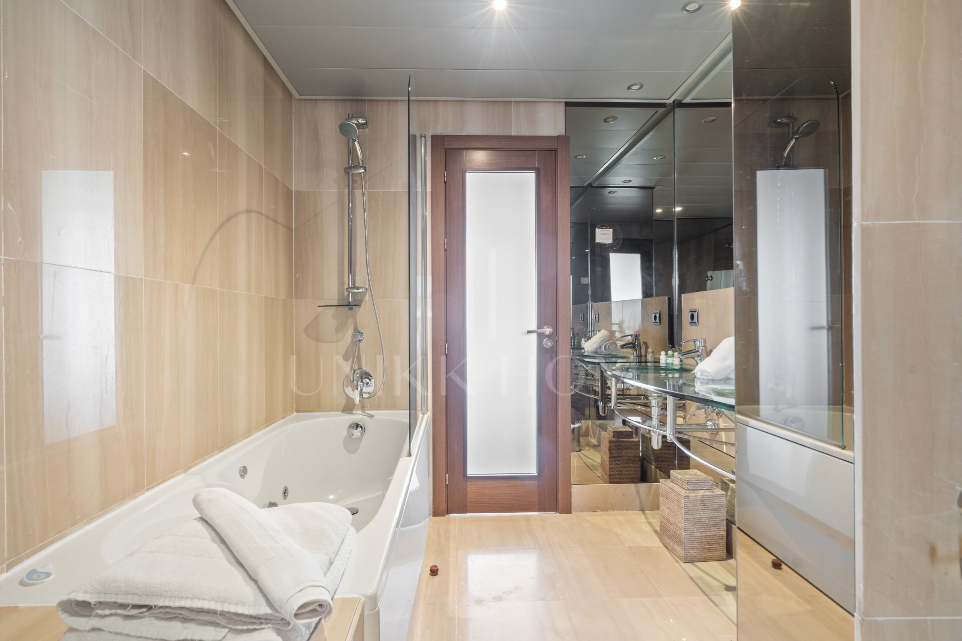 Luxury 3-Bedroom Duplex Penthouse with Private Pool – Bahía de la Plata, Estepona