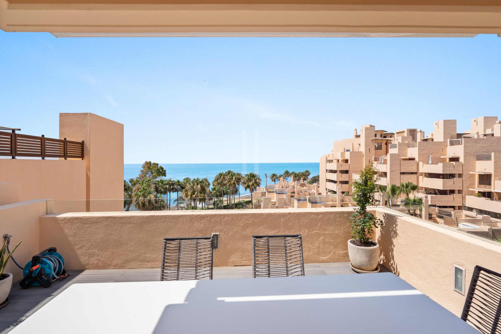 Luxury 3-Bedroom Duplex Penthouse with Private Pool – Bahía de la Plata, Estepona