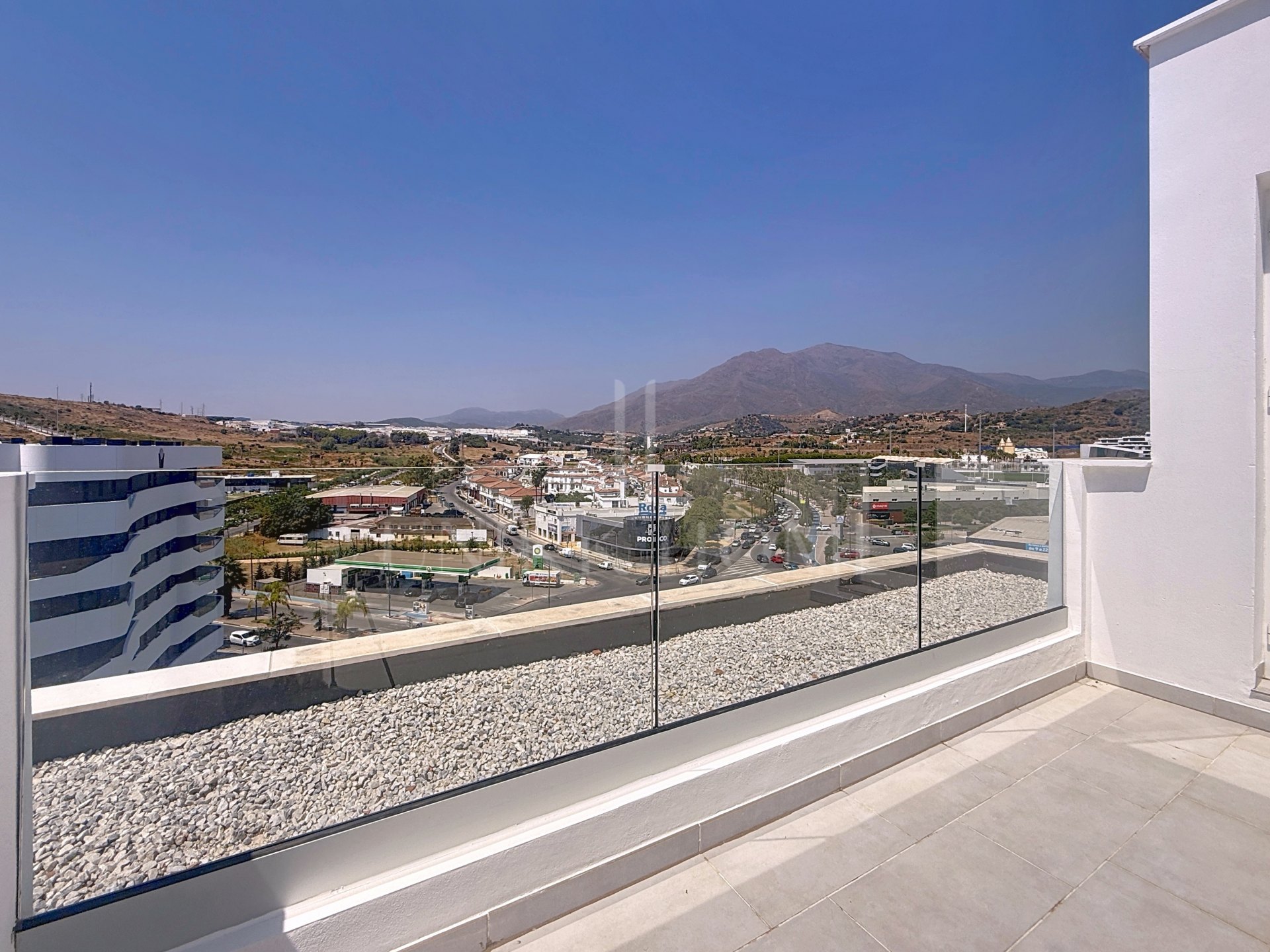3 Bedroom Penthouse in Estepona Center 5 minutes walk to the beach - Recently Built