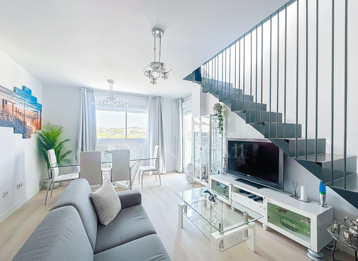 Ático de 3 dormitorios en el centro de Estepona a 5 minutos a pie de la playa - Construcción reciente