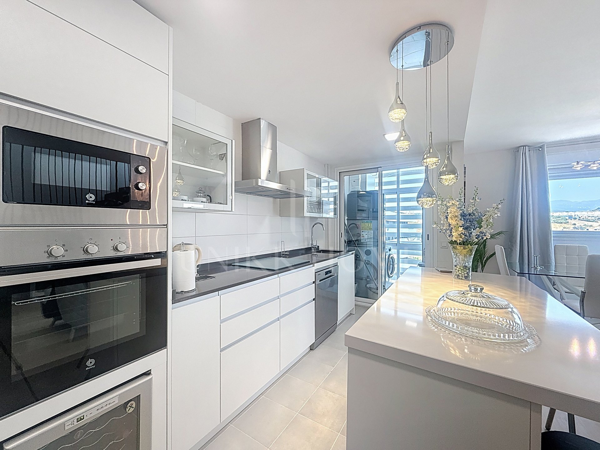 3 Bedroom Penthouse in Estepona Center 5 minutes walk to the beach - Recently Built