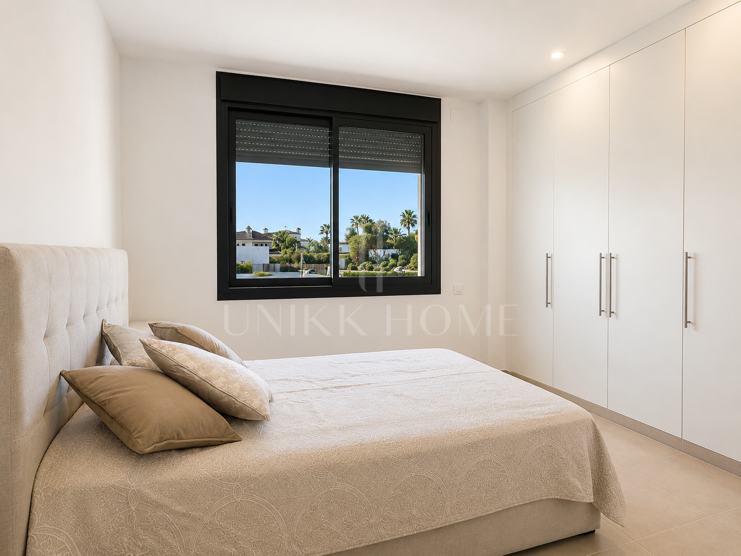 Modern Ready to Move-In Duplex Penthouse with Sea Views in Las Mesas, Estepona