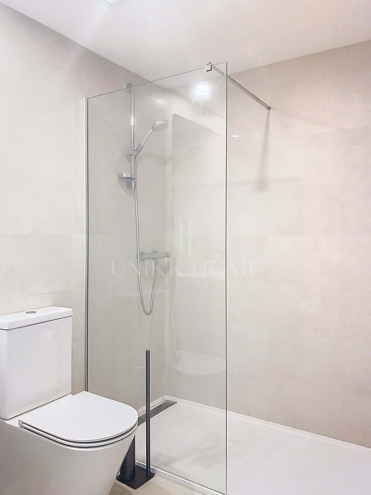 Modern Ready to Move-In Duplex Penthouse with Sea Views in Las Mesas, Estepona