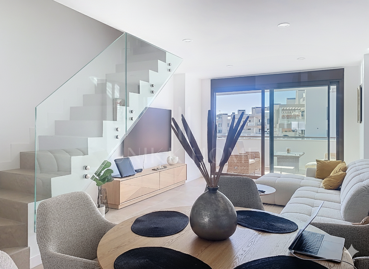 Modern Ready to Move-In Duplex Penthouse with Sea Views in Las Mesas, Estepona