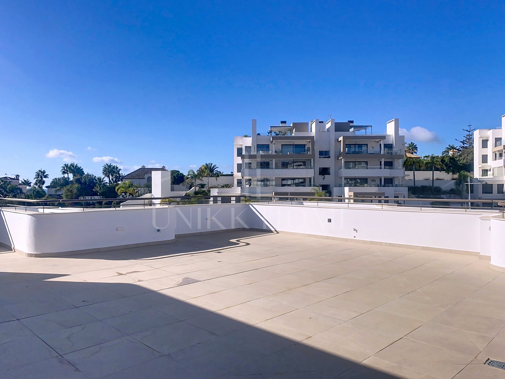 Modern Ready to Move-In Duplex Penthouse with Sea Views in Las Mesas, Estepona