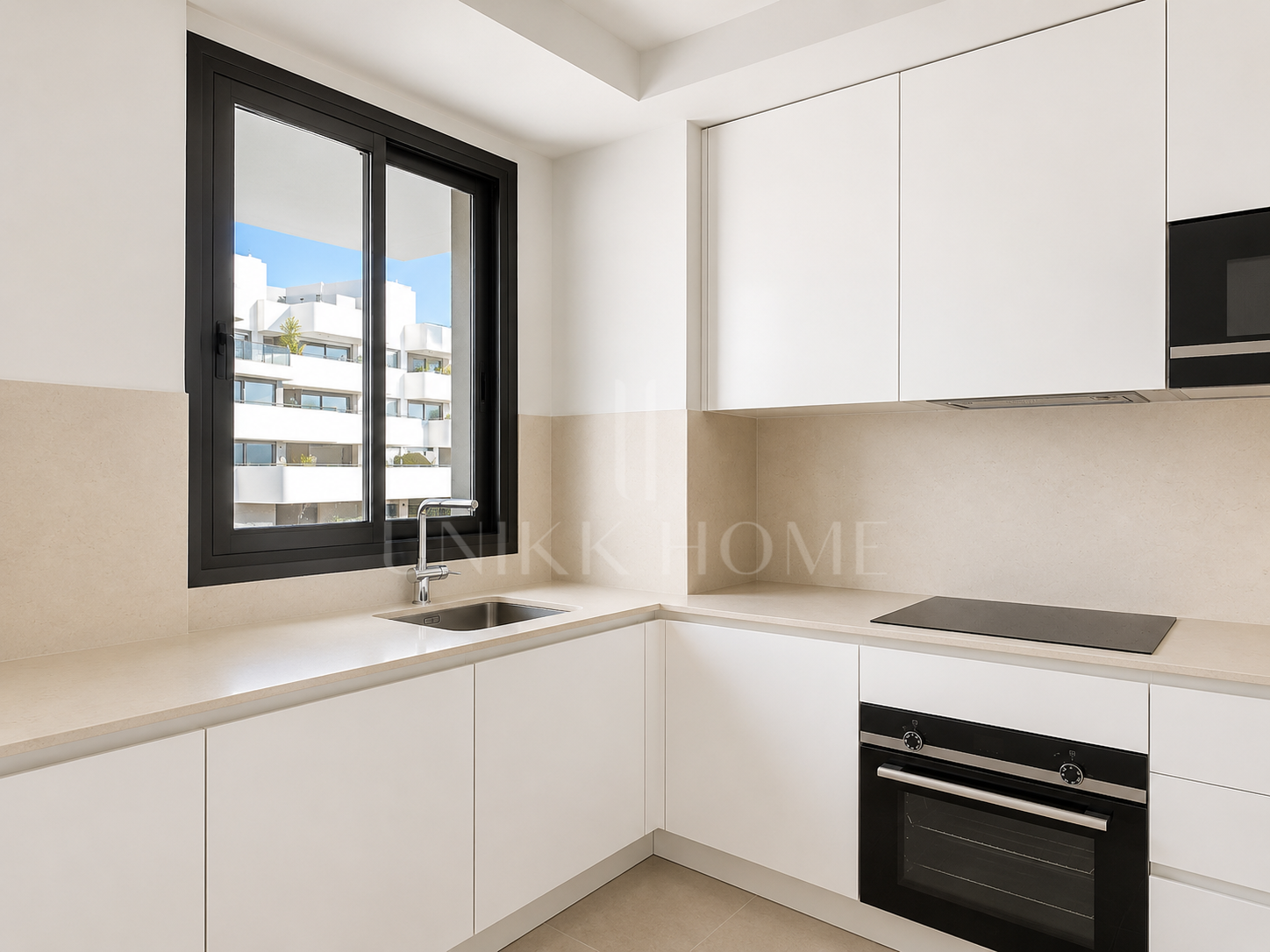 Modern Ready to Move-In Duplex Penthouse with Sea Views in Las Mesas, Estepona
