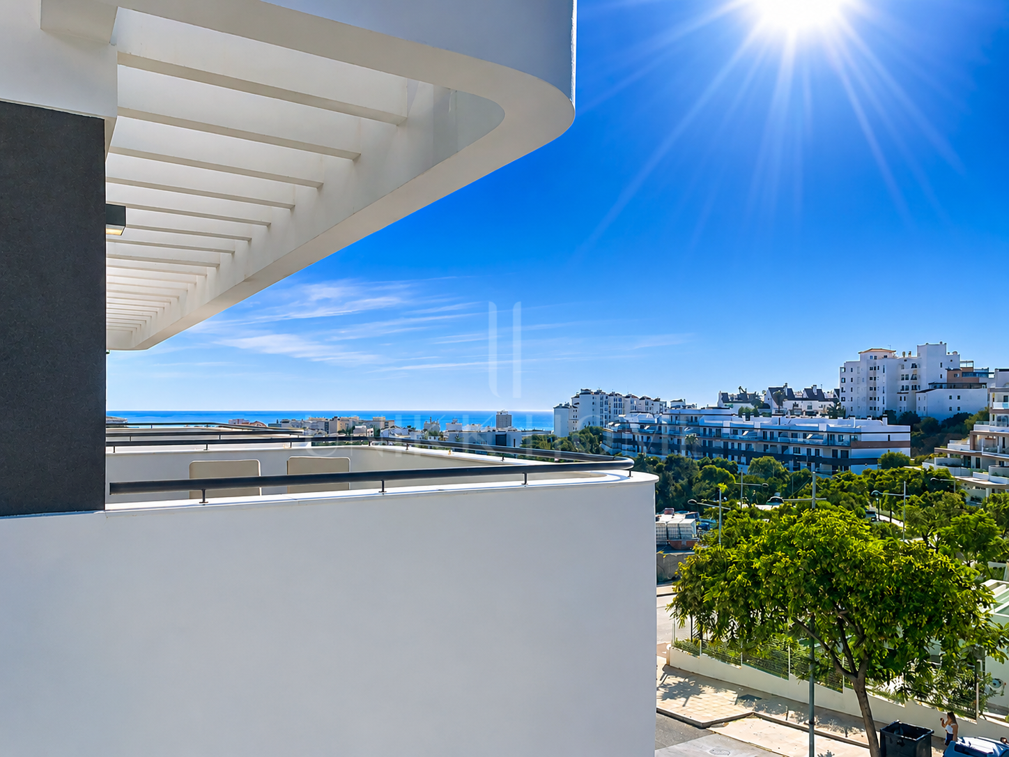 Modern Ready to Move-In Duplex Penthouse with Sea Views in Las Mesas, Estepona