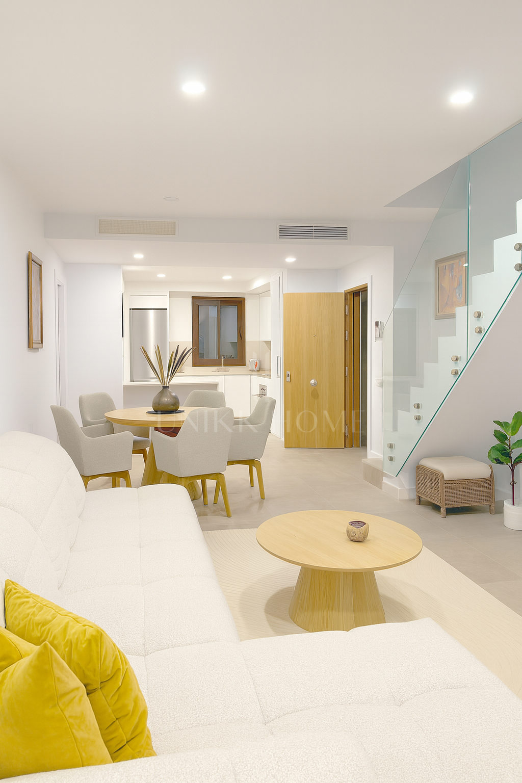 Modern Ready to Move-In Duplex Penthouse with Sea Views in Las Mesas, Estepona