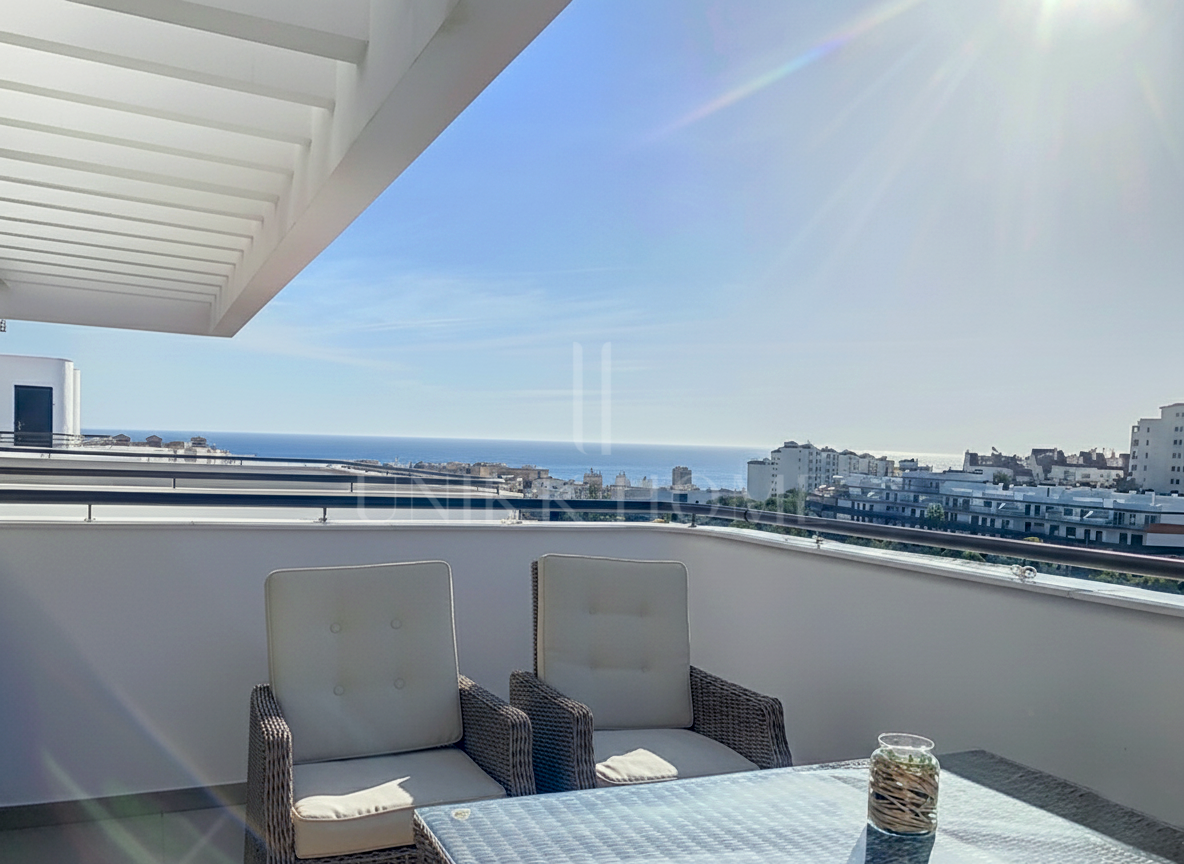 Modern Ready to Move-In Duplex Penthouse with Sea Views in Las Mesas, Estepona