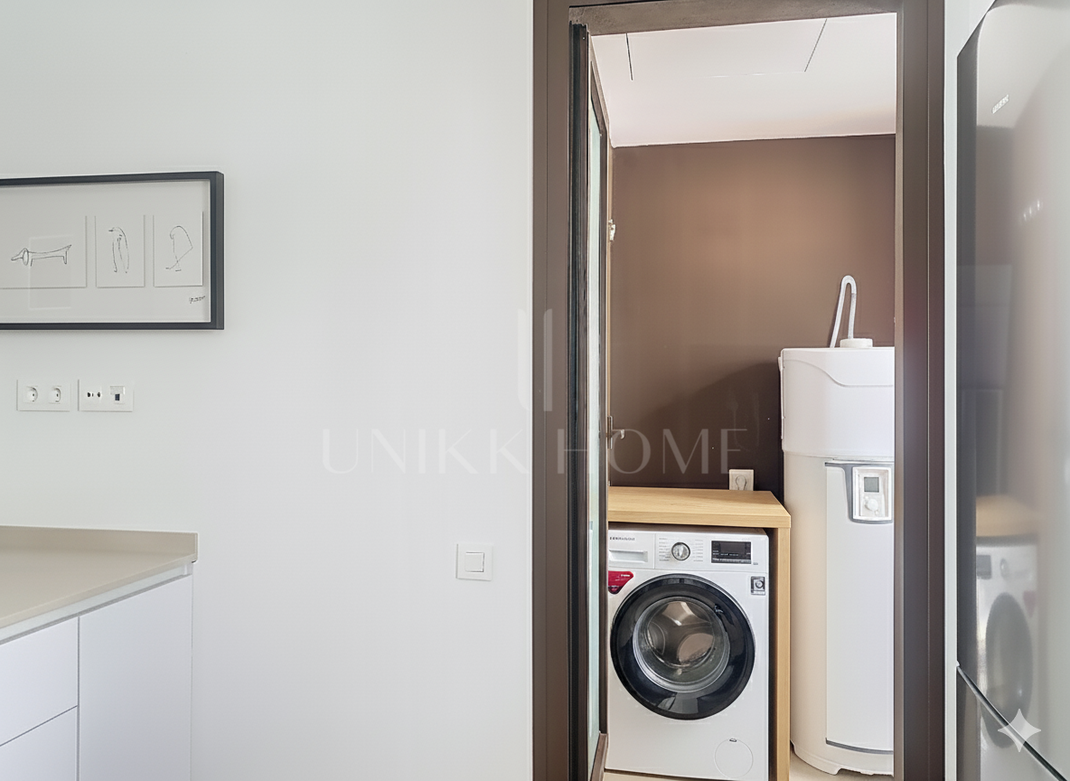 Modern Ready to Move-In Duplex Penthouse with Sea Views in Las Mesas, Estepona