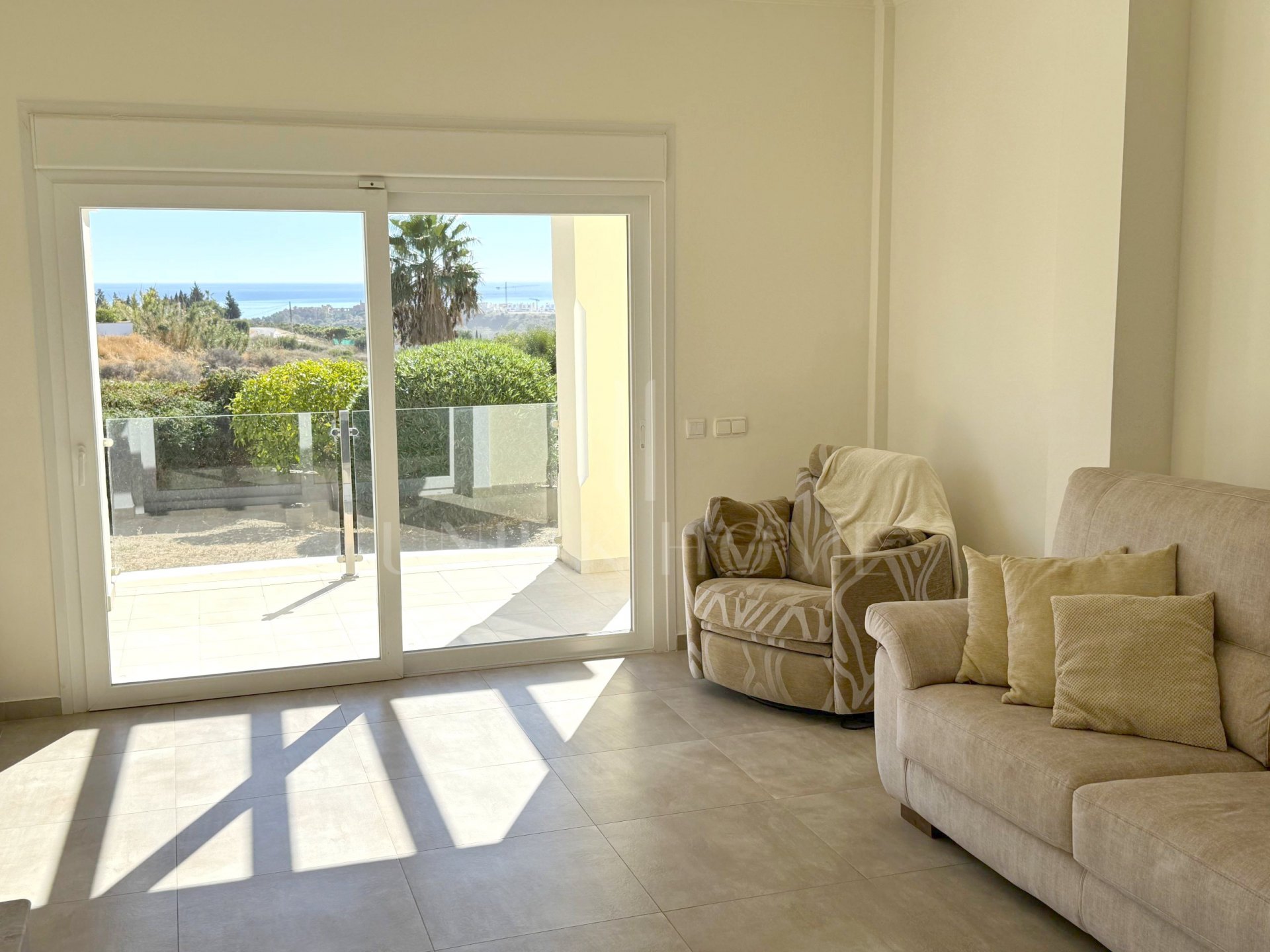 Classic Mansion with Panoramic Sea Views in Puerto Romano, Estepona