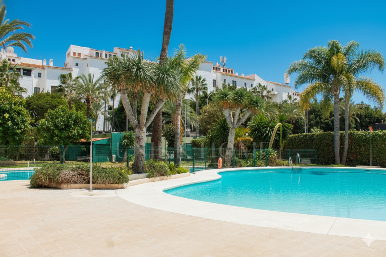 Penthouse Serenity in the Heart of Puerto Banús – Jardines del Puerto