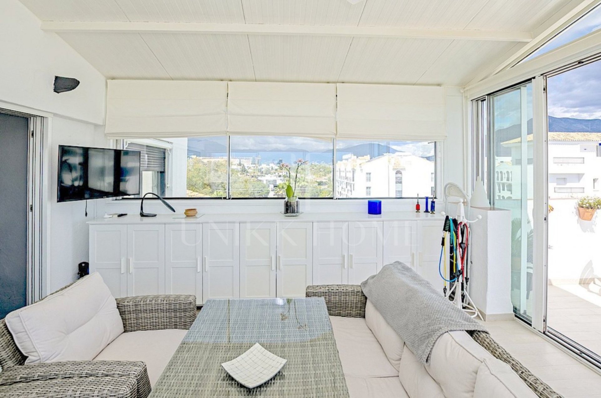 Penthouse Serenity in the Heart of Puerto Banús – Jardines del Puerto