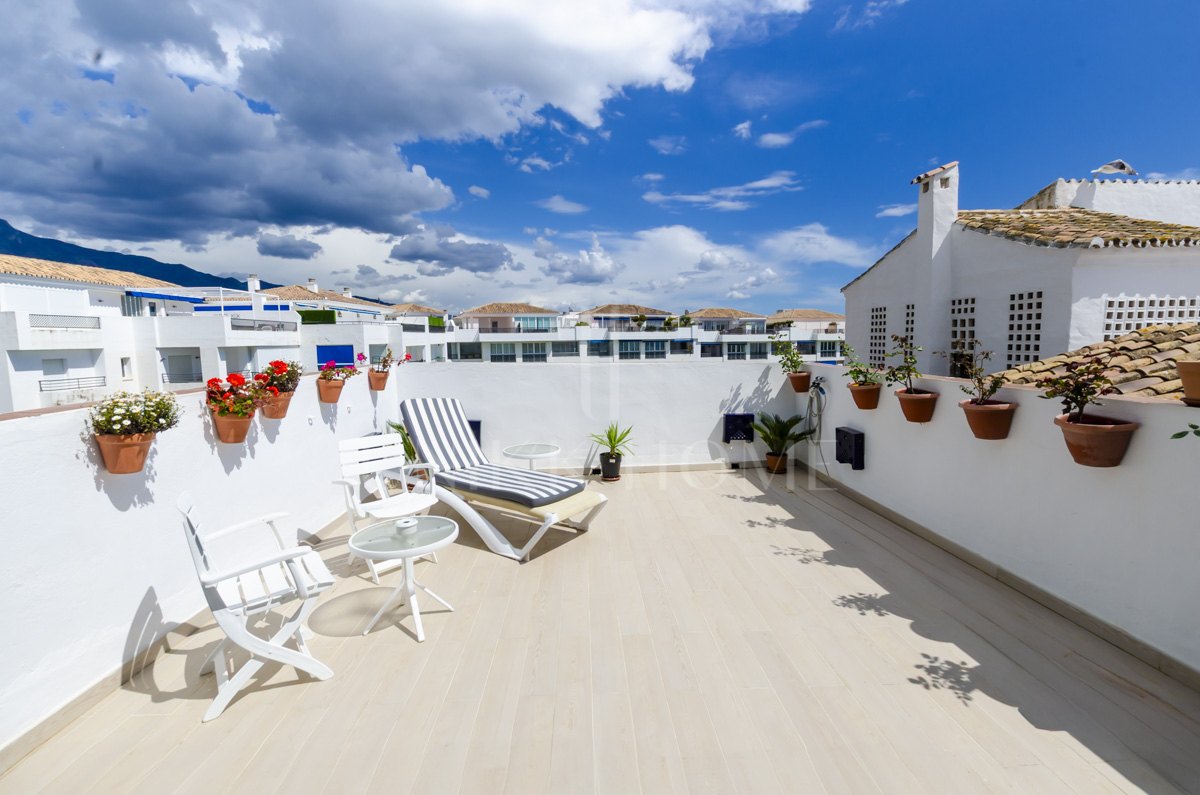Penthouse Serenity in the Heart of Puerto Banús – Jardines del Puerto