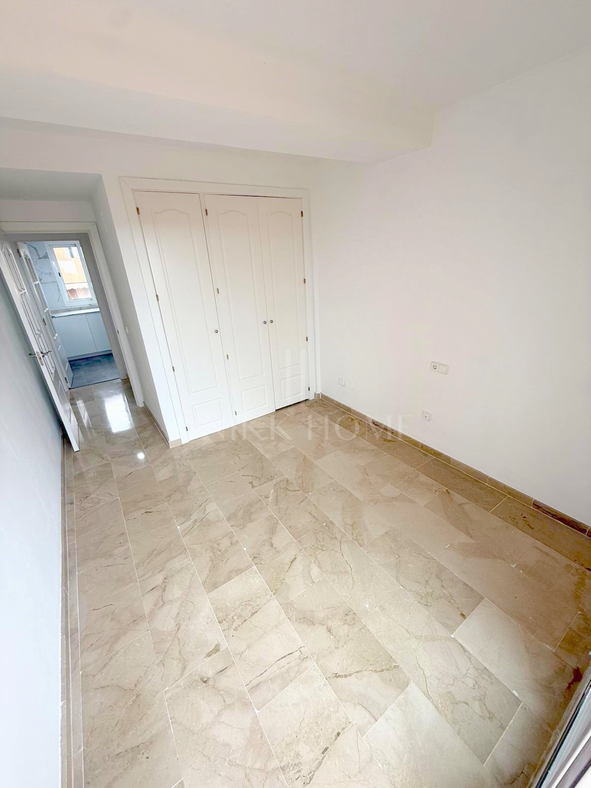 Spacious Duplex Penthouse with Panoramic Sea Views in Bahia de Casares