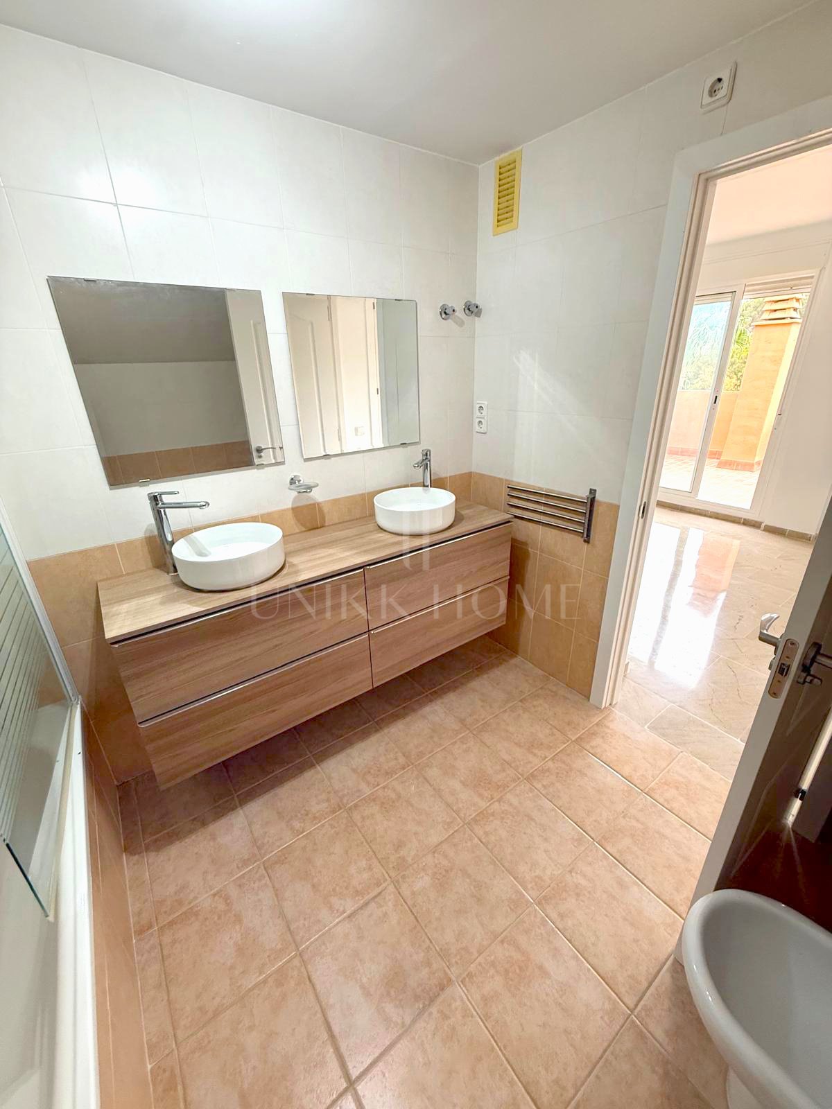 Spacious Duplex Penthouse with Panoramic Sea Views in Bahia de Casares