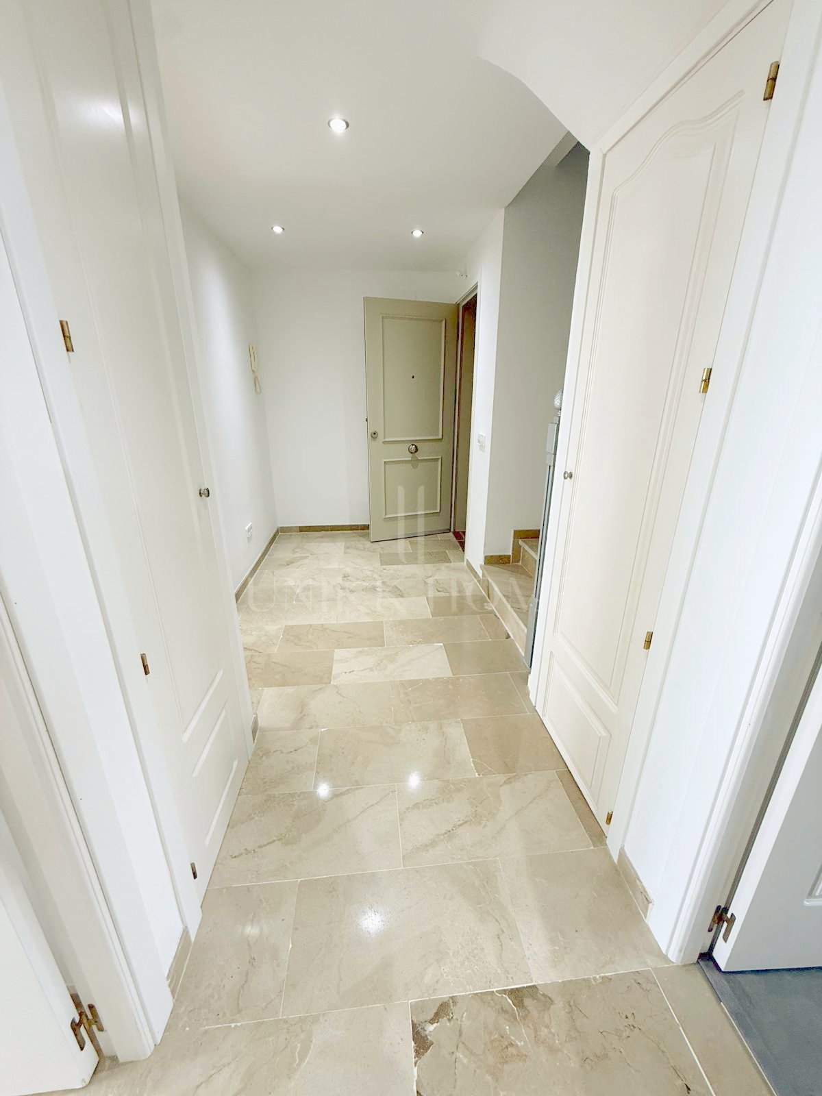 Spacious Duplex Penthouse with Panoramic Sea Views in Bahia de Casares