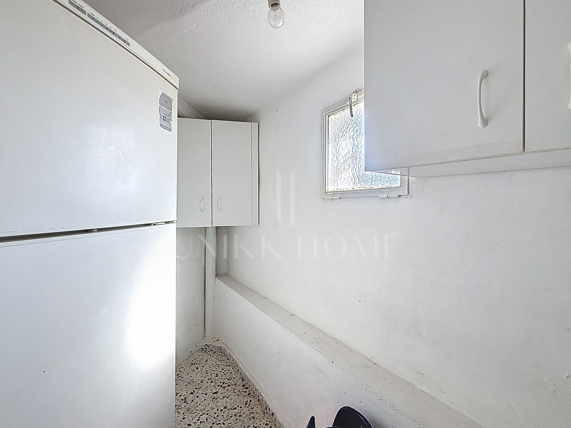 Townhouse on the Front Line of the Beach in Playa Paraíso, Manilva