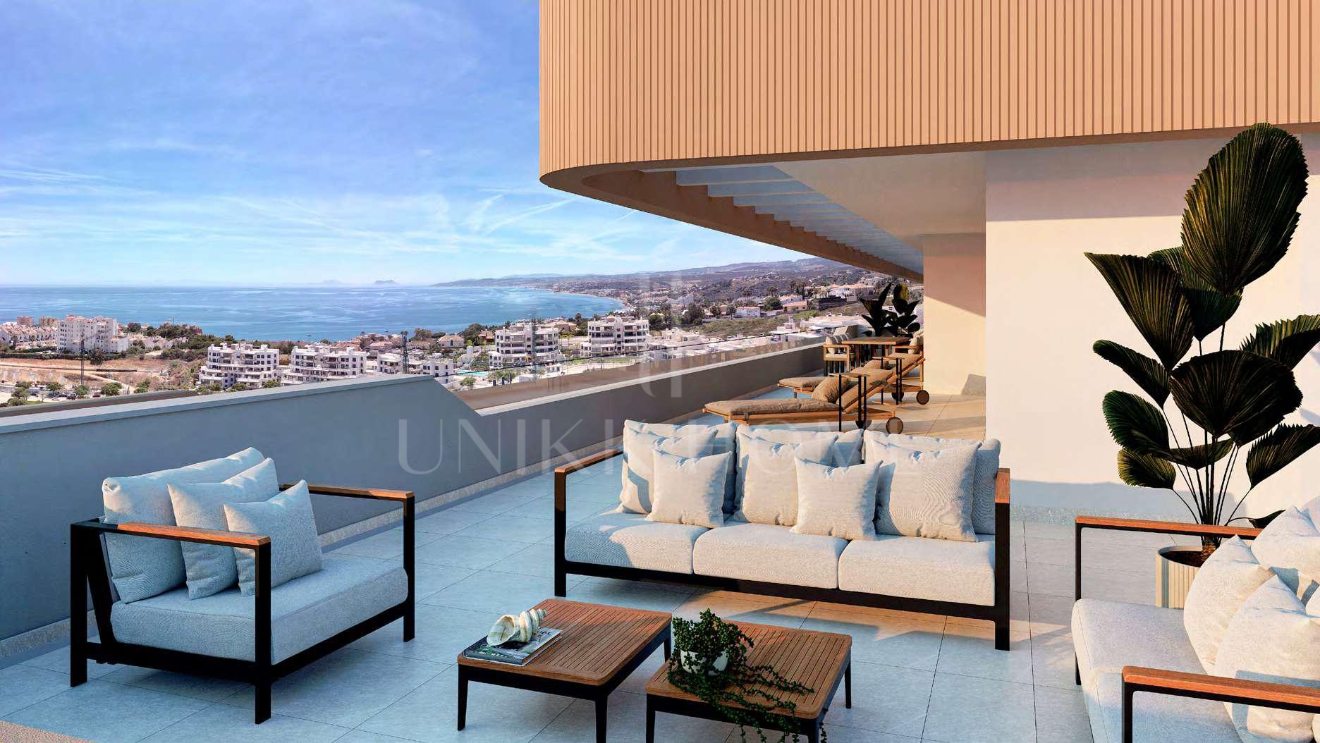 2 bedrooms penthouse with sea views in Las Mesas, Estepona