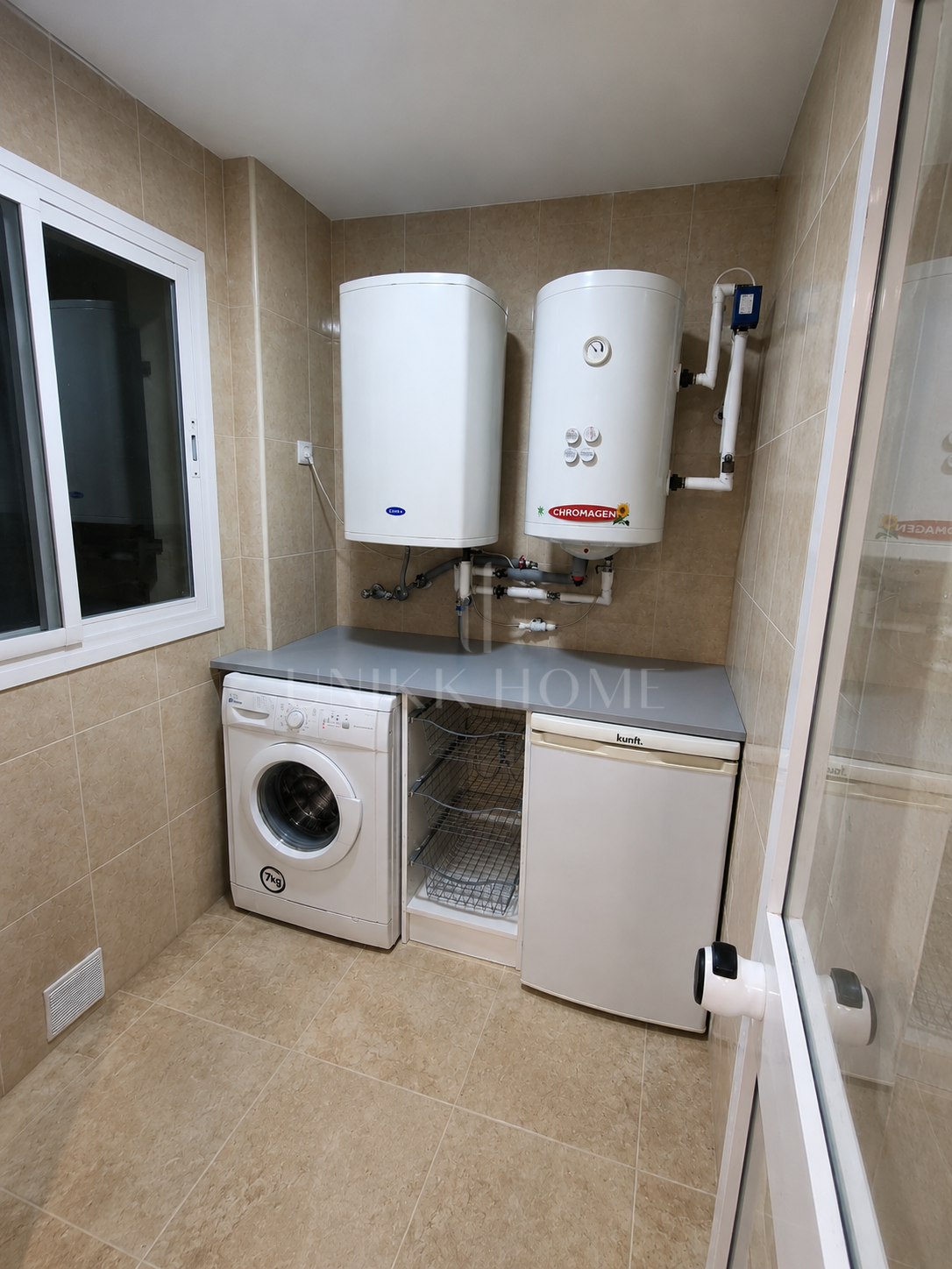 2 BEDROOM DUPLEX PENTHOUSE WITH SOLARIUM AND PANORAMIC VIEWS IN ESTEPONA TOWN
