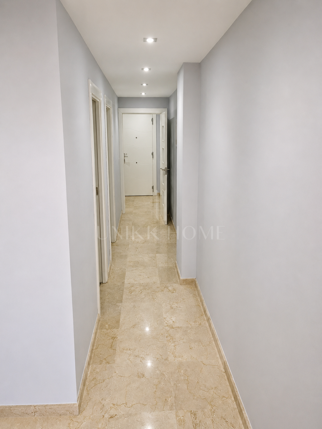 2 BEDROOM DUPLEX PENTHOUSE WITH SOLARIUM AND PANORAMIC VIEWS IN ESTEPONA TOWN