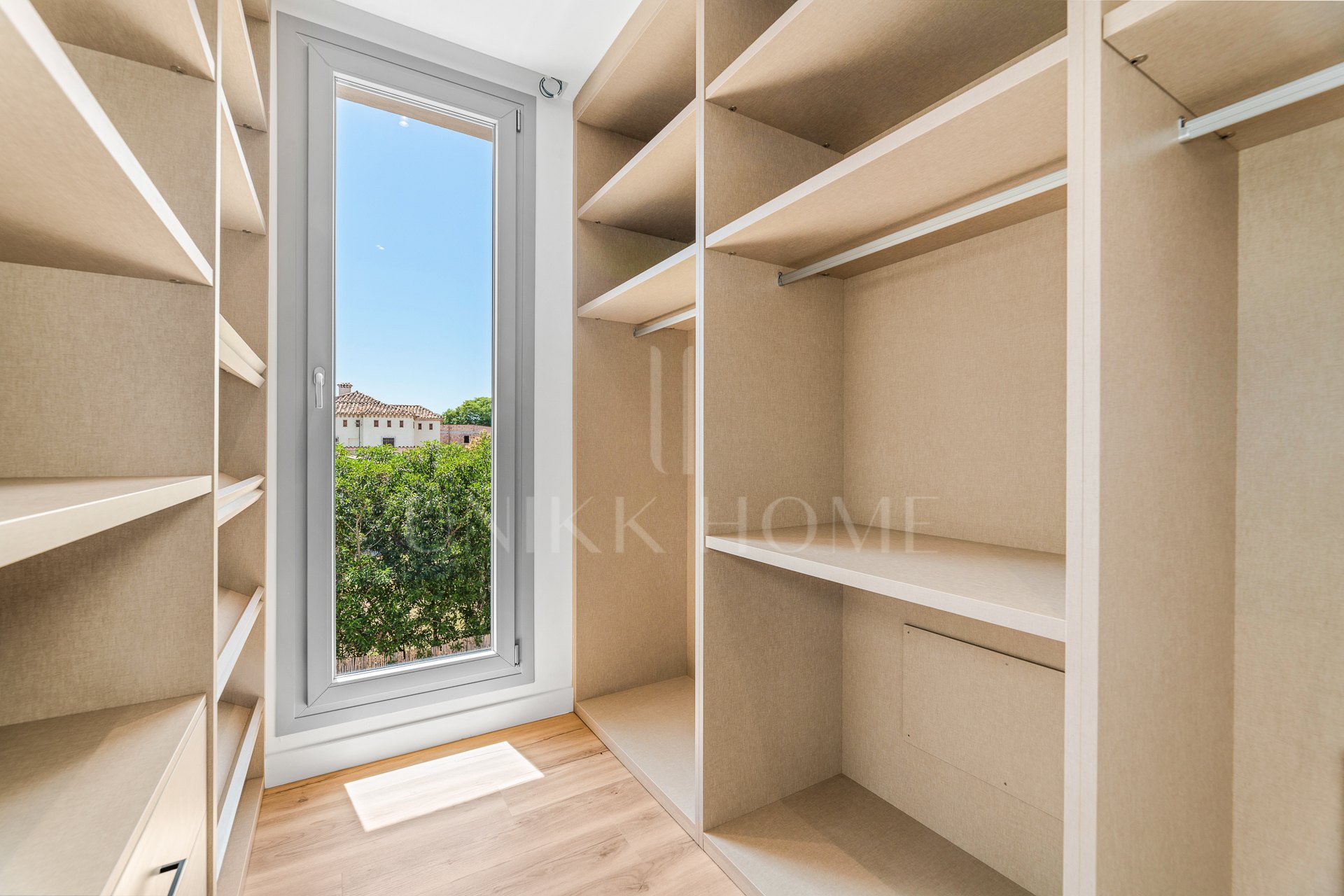 VILLA DE LUJO NUEVA A ESTRENAR EN SAN PEDRO LINDA VISTA BEACH - MARBELLA