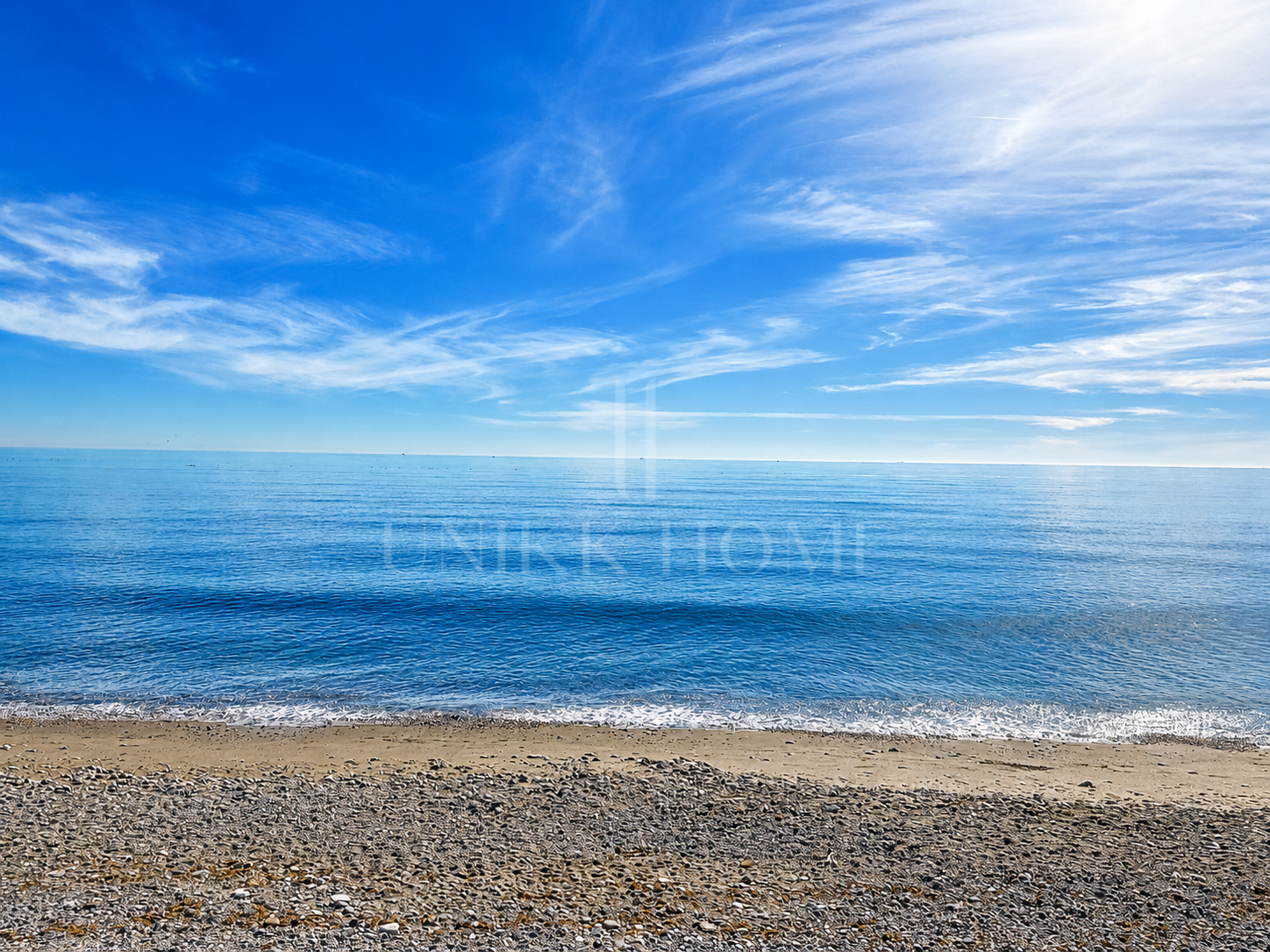 Beachfront Plot in Buenas Noches, Estepona