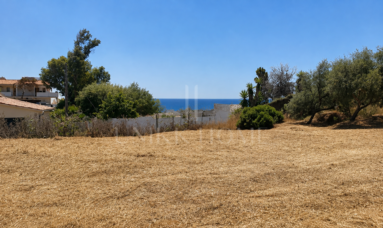Beachfront Plot in Buenas Noches, Estepona