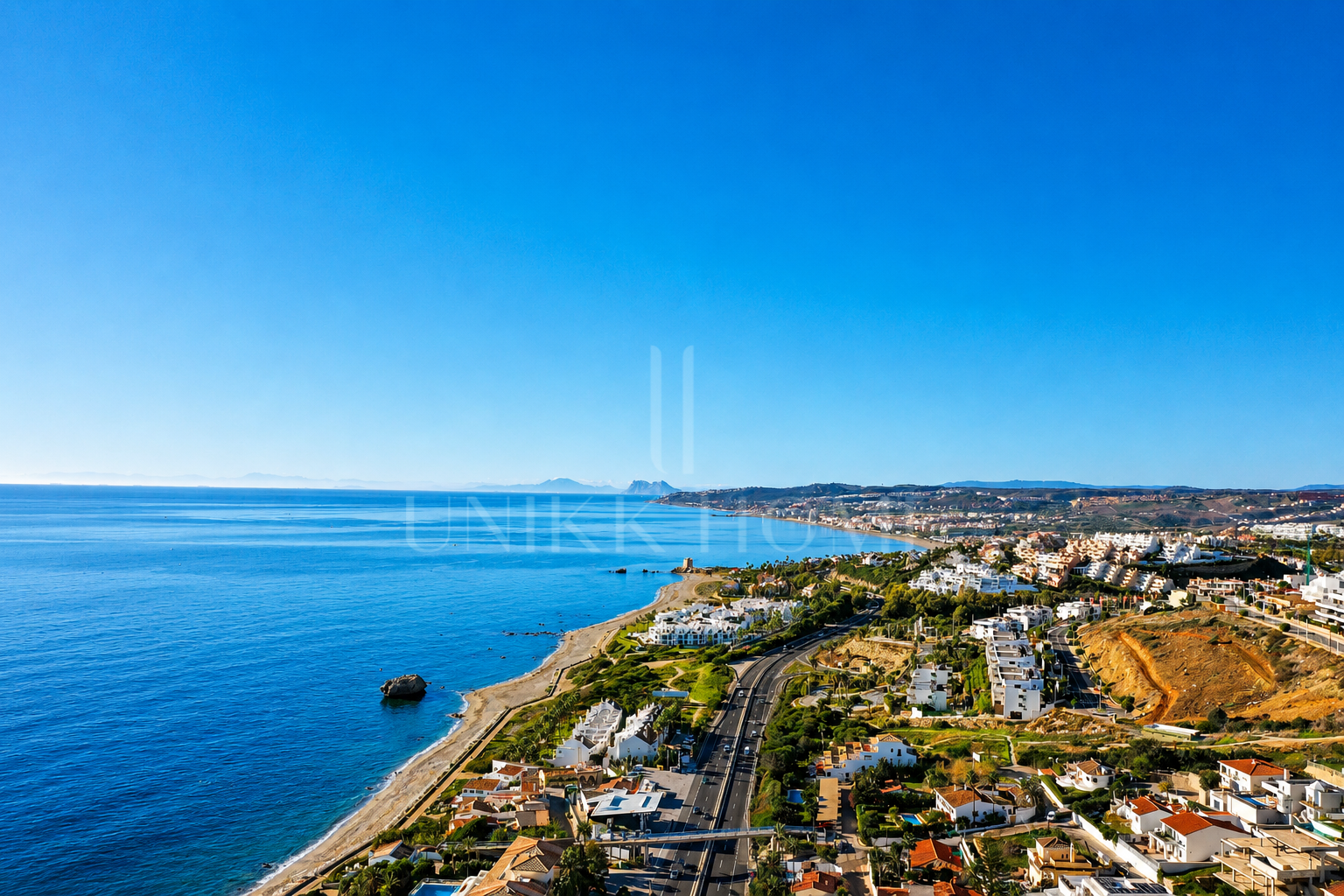Beachfront Plot in Buenas Noches, Estepona