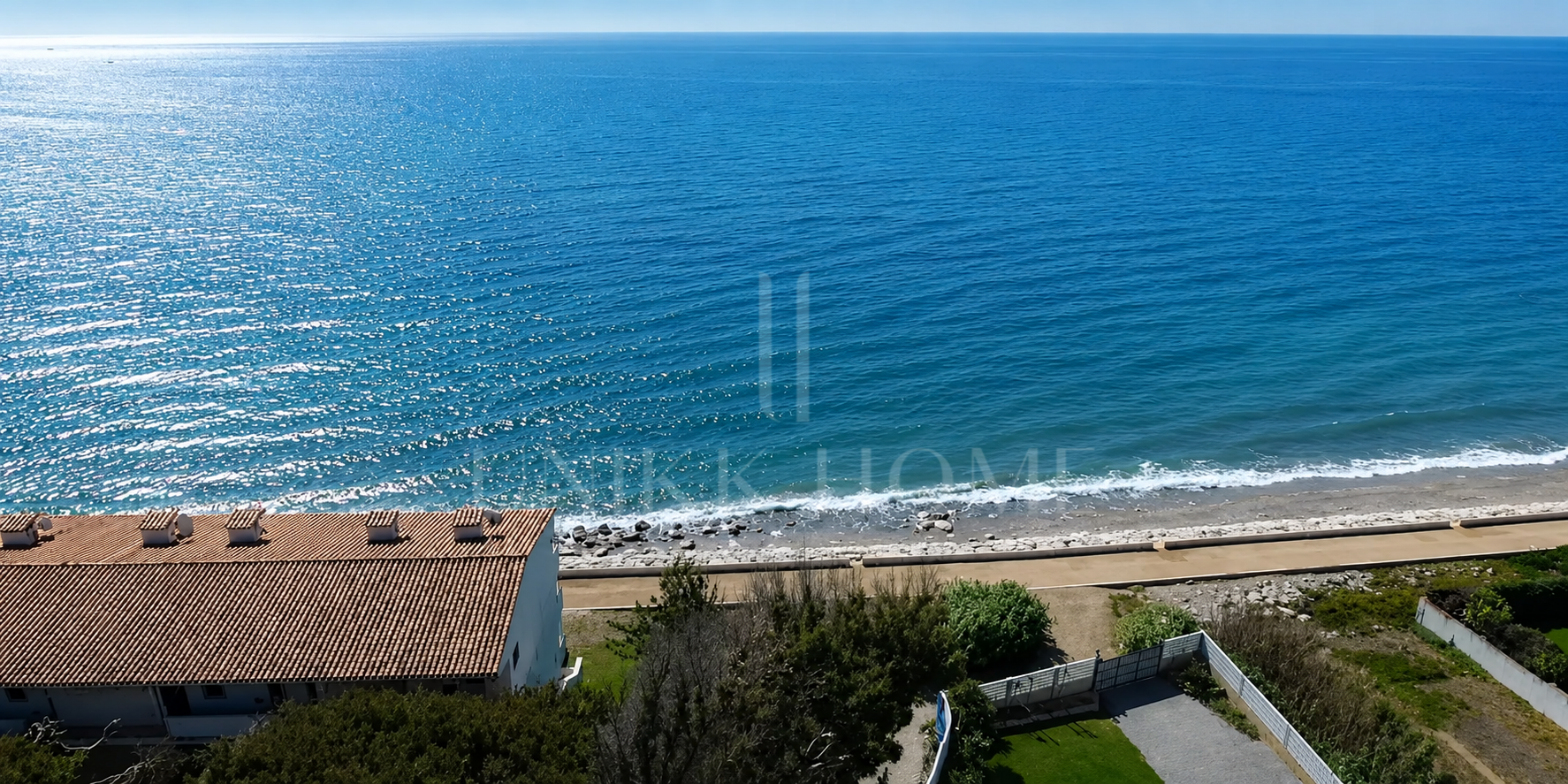 Beachfront Plot in Buenas Noches, Estepona