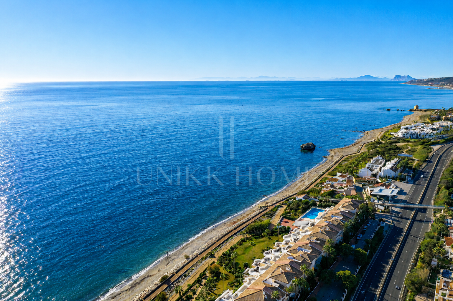 Beachfront Plot in Buenas Noches, Estepona