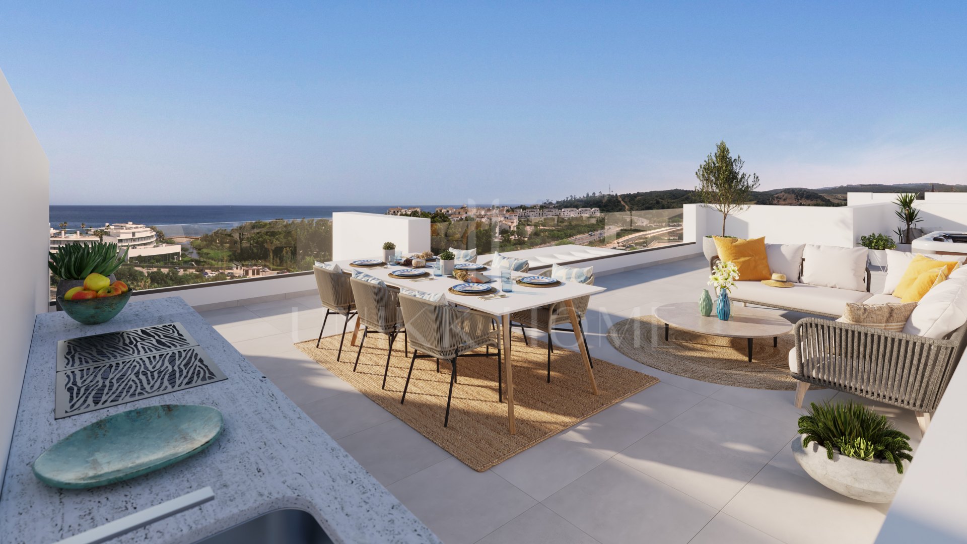 PENTHOUSE WITH SEA VIEWS WALKING DISTANCE TO THE BEACH