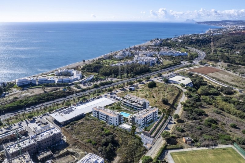 PENTHOUSE WITH SEA VIEWS AND CLOSE TO THE BEACH IN ESTEPONA WEST
