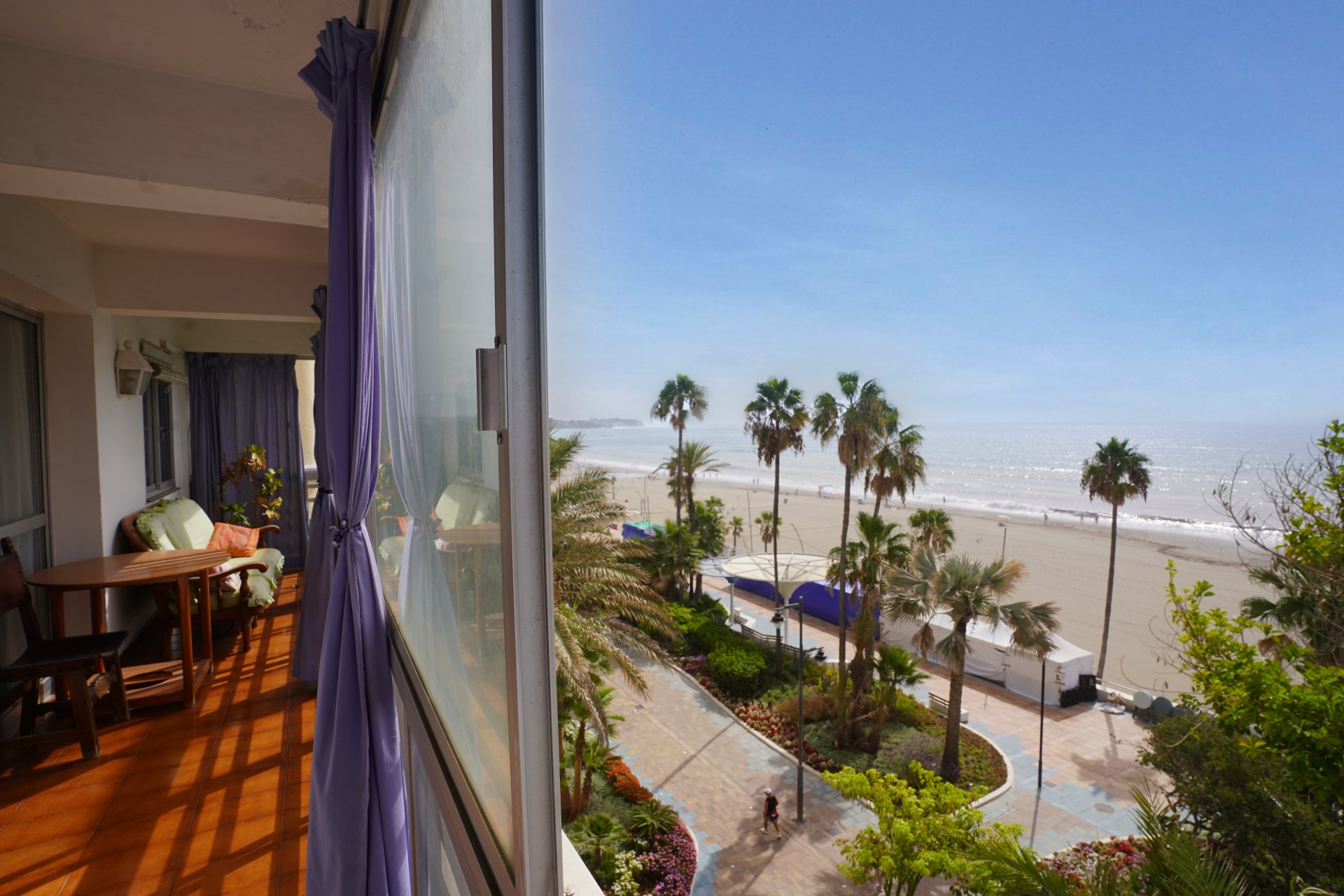 Frontline Beach properties for sale in Seghers, Estepona